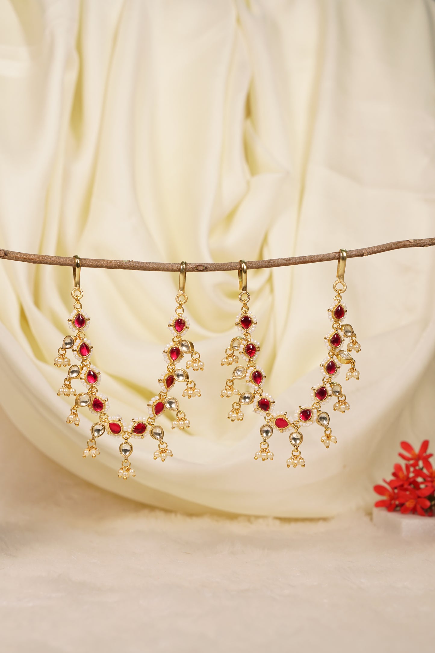 Kundan  Earchain 9-216