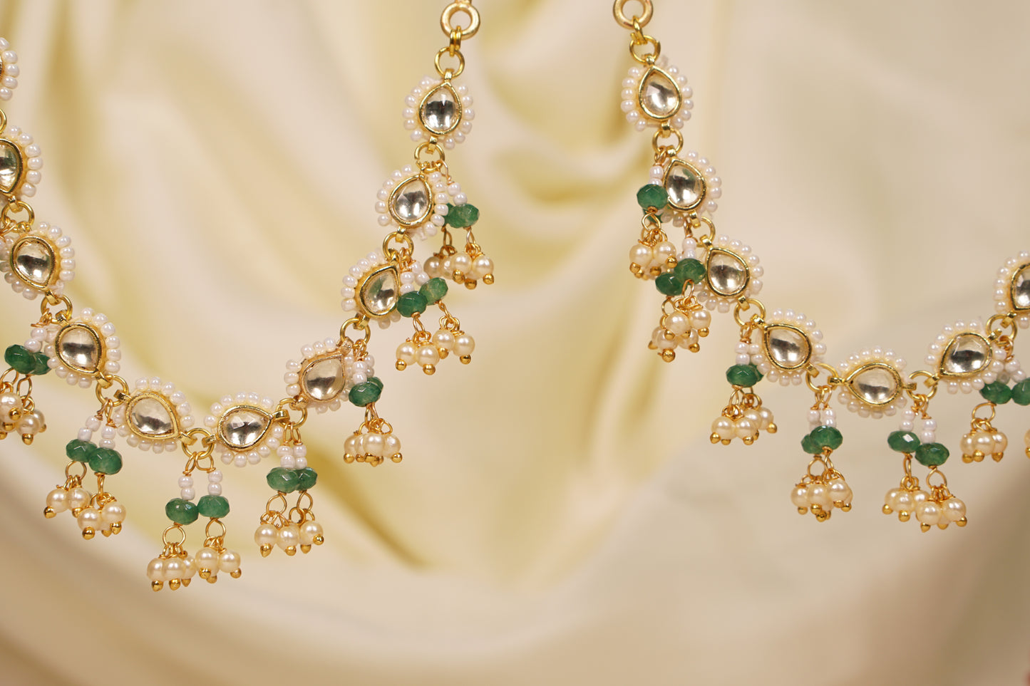 Kundan  Earchain 9-219