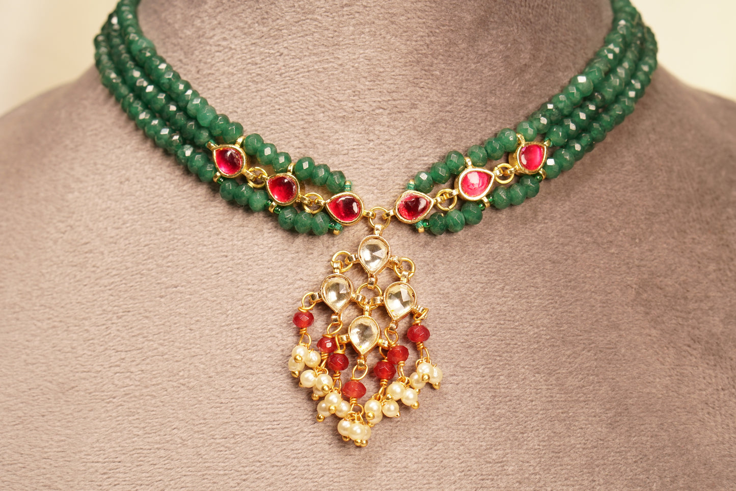 Green  Beads Kundan Necklace Set 4-8106