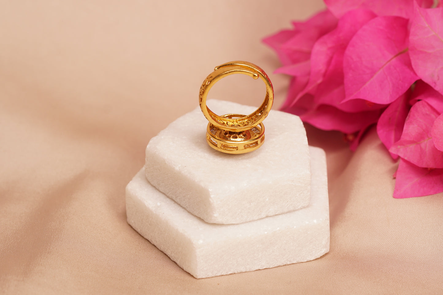 White Polki Ring H6-6