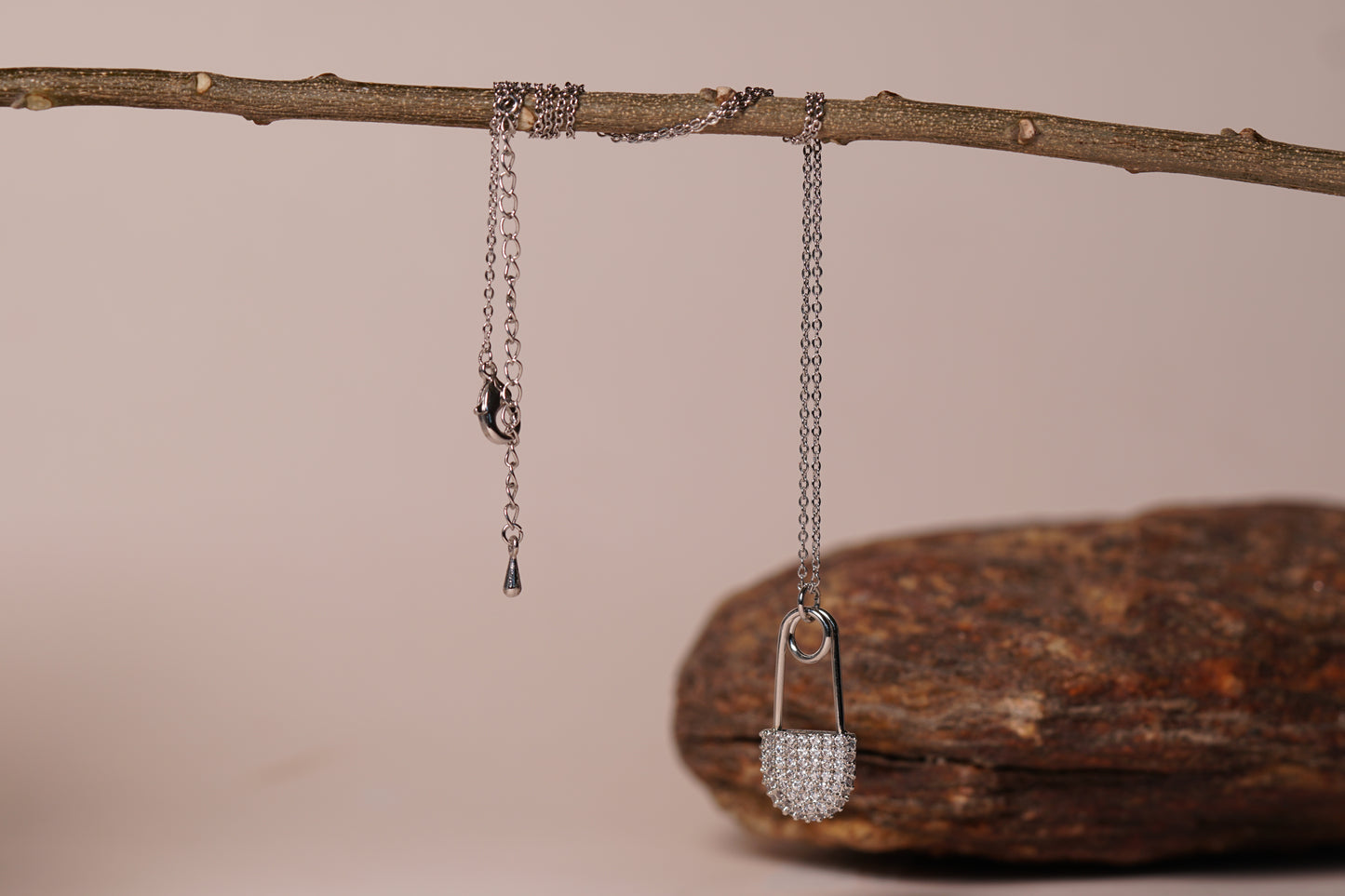 AD sterling Lock shape silver Pendant with chain H1-055