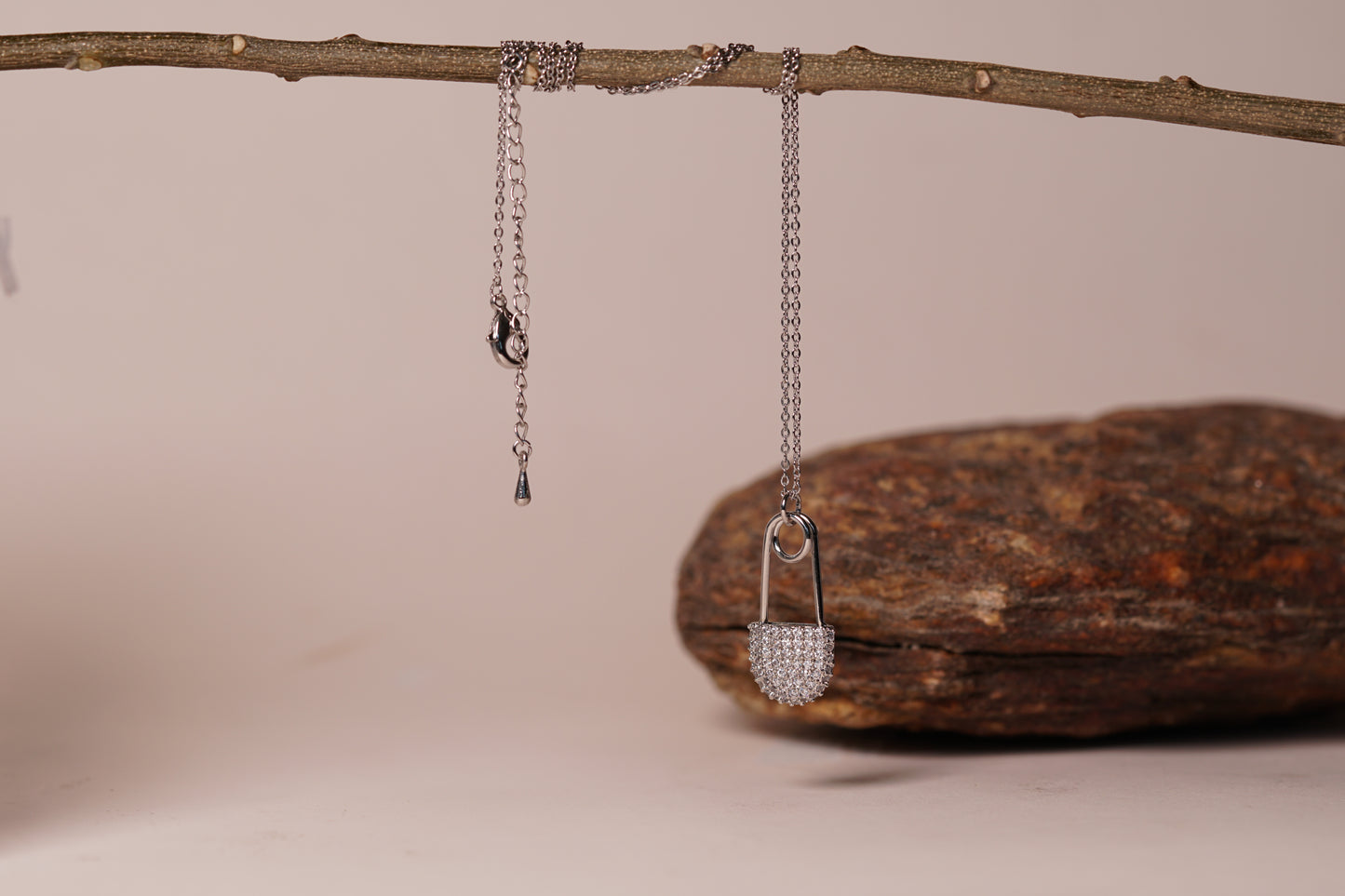 AD sterling Lock shape silver Pendant with chain H1-055