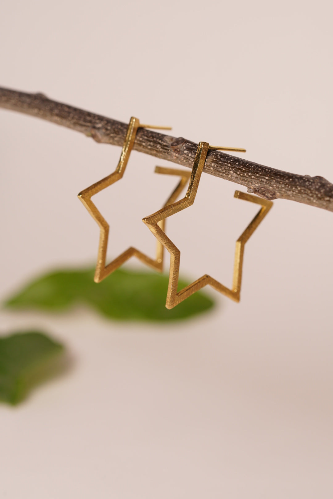 Brass star shape Earrings H1-053
