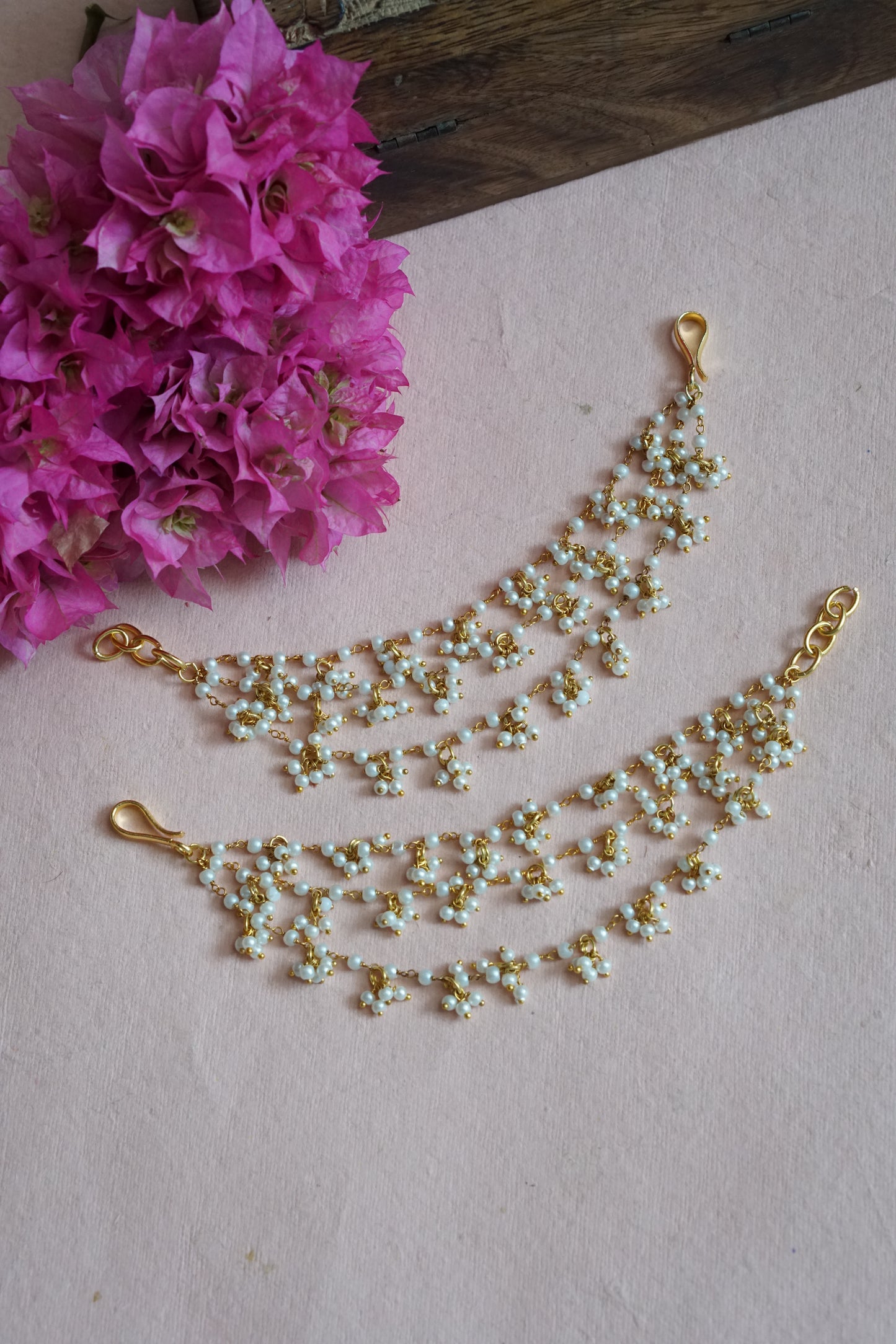 kundan 3 line earchain  H1-142
