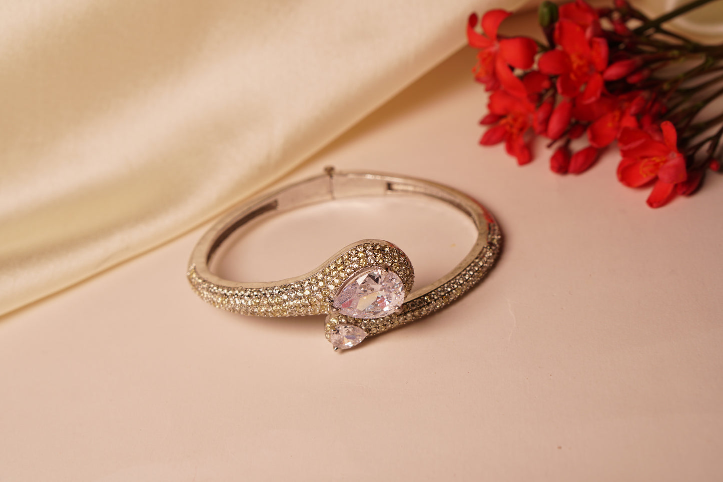 Ad Bangle 3-327