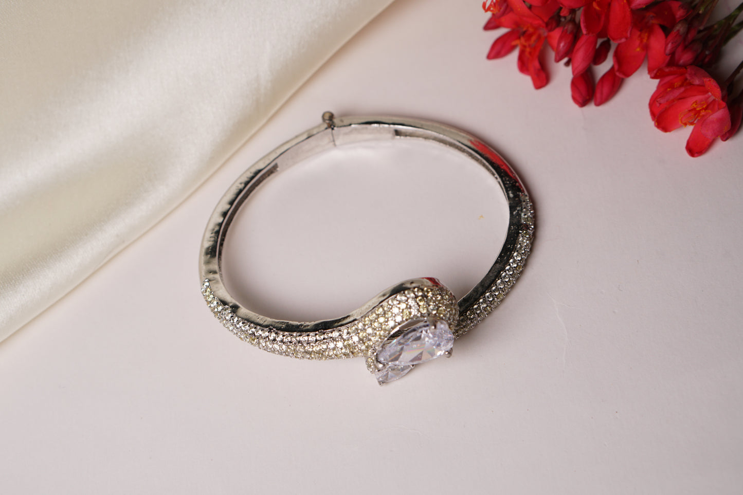 Ad Bangle 3-327