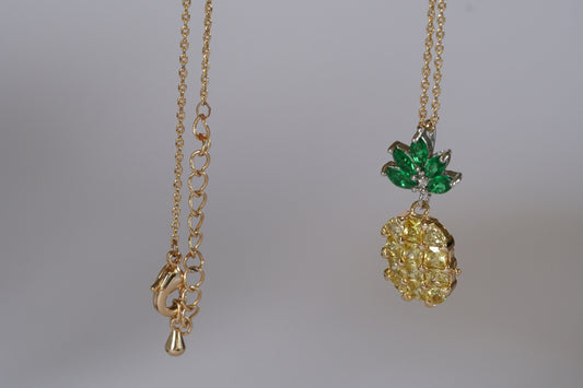 Sworaski Pinapple shape Pendant H1-064