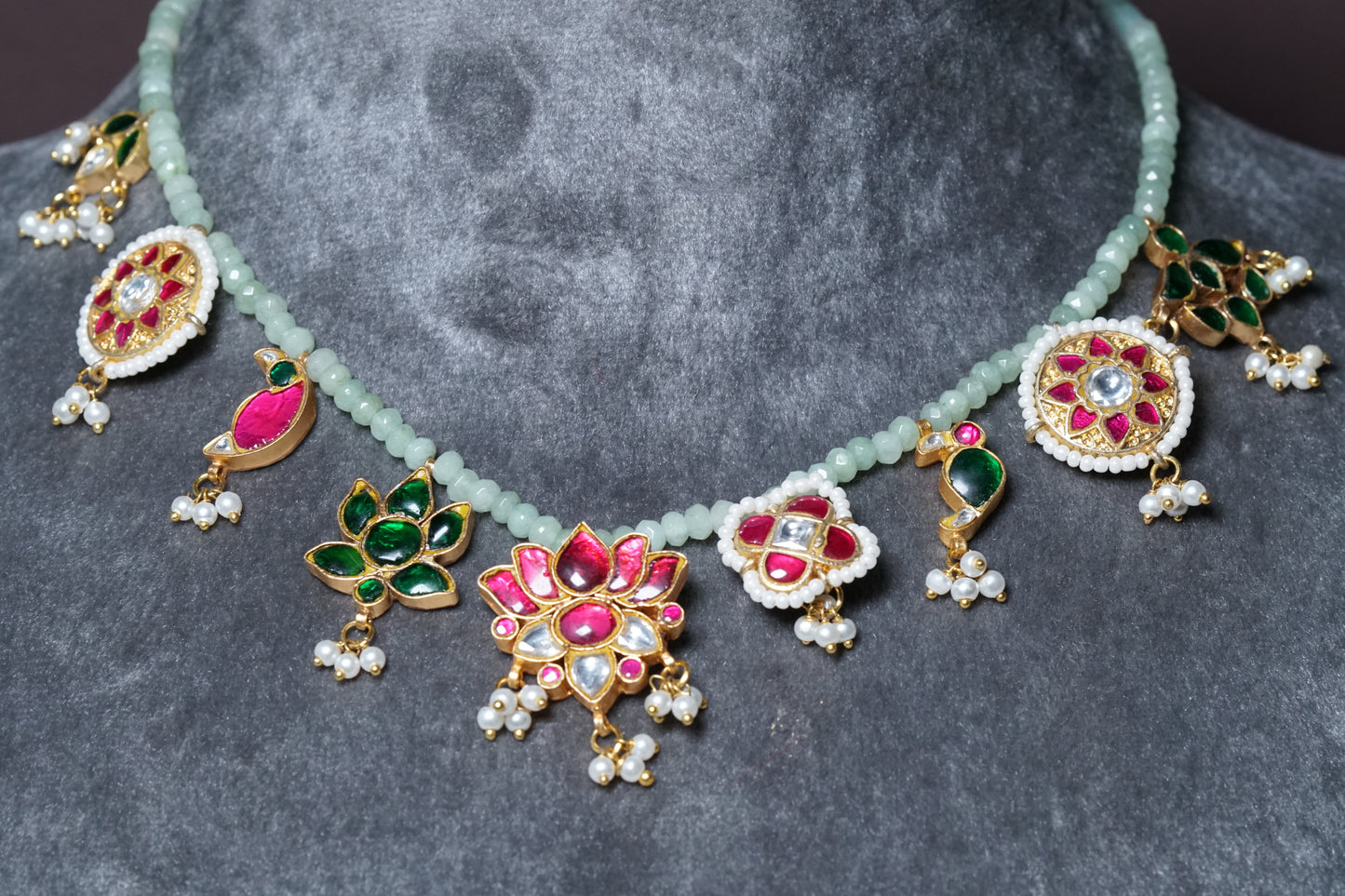 NECKLACE (4-)8051(R)