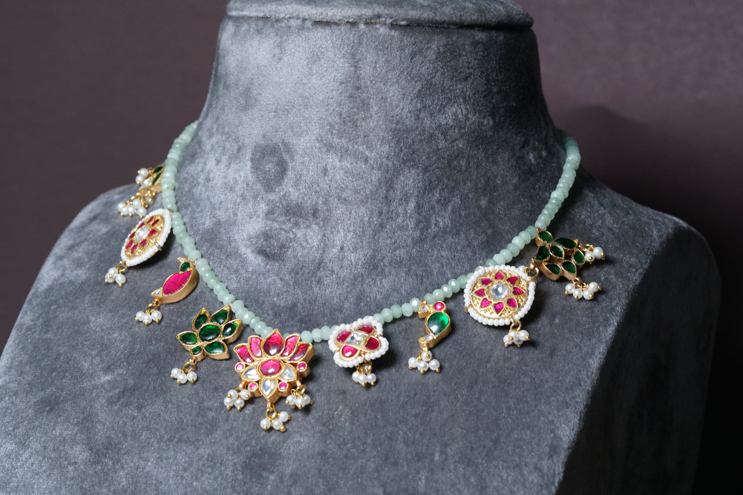 NECKLACE (4-)8051(R)