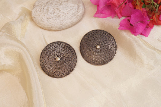 Oxidised earring H1-243