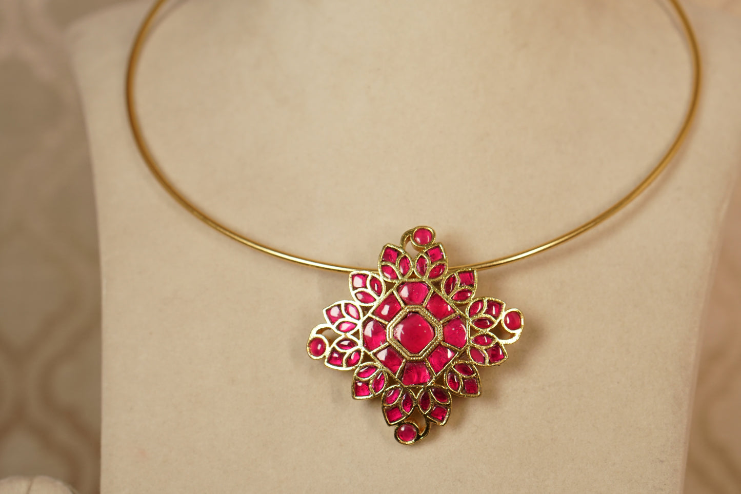 Hasli Kundan Pink Necklace 4-6309