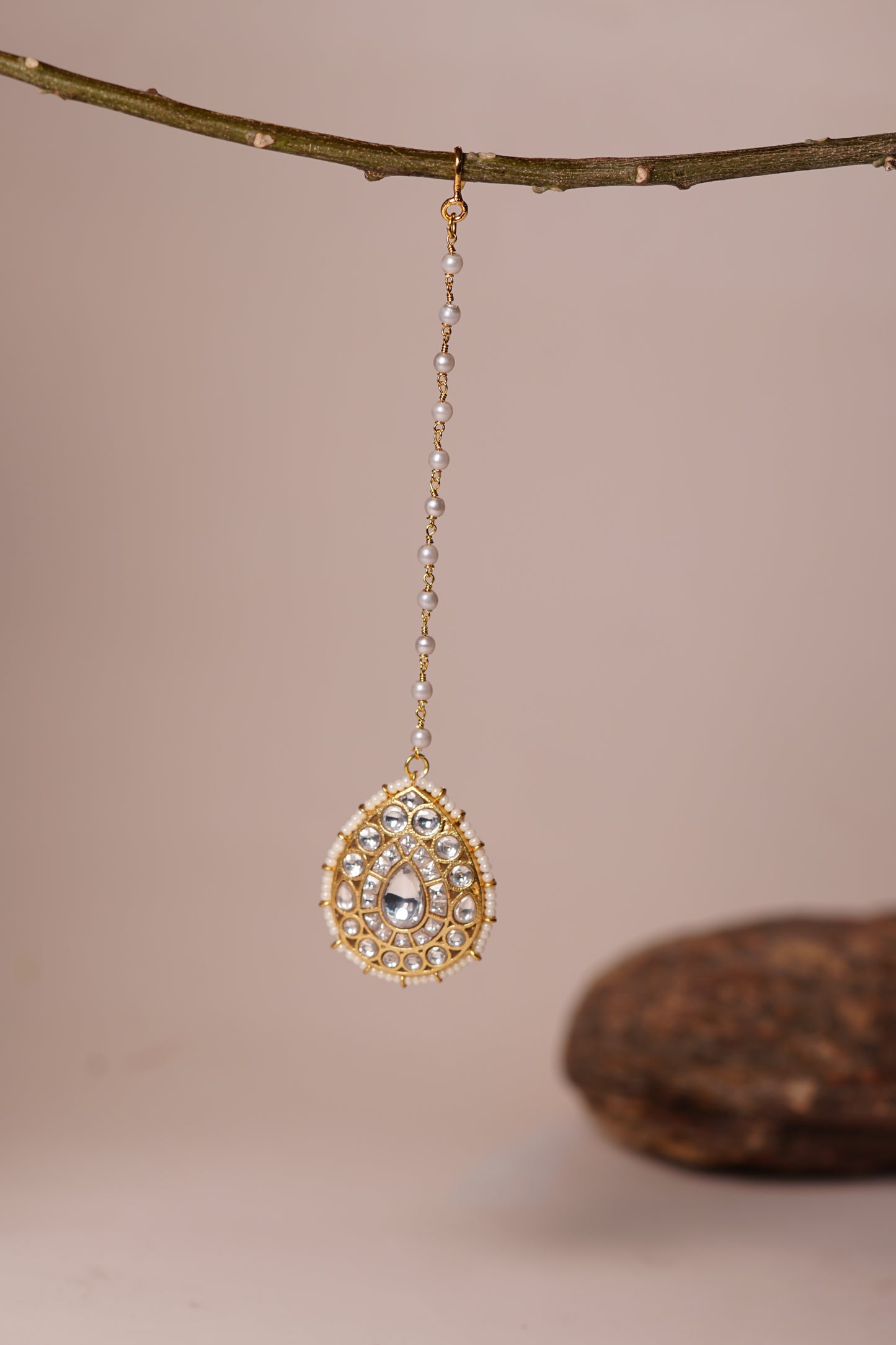 Kundan Maang Tikka H1-117