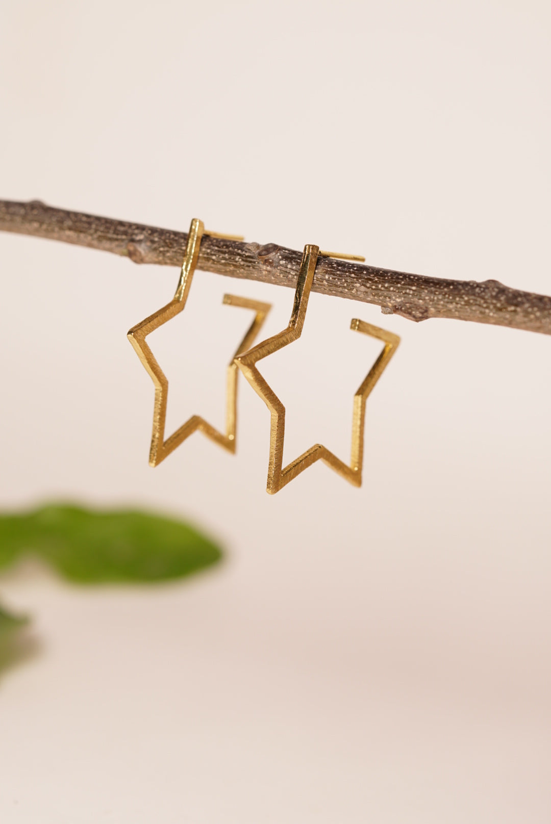 Brass star shape Earrings H1-053