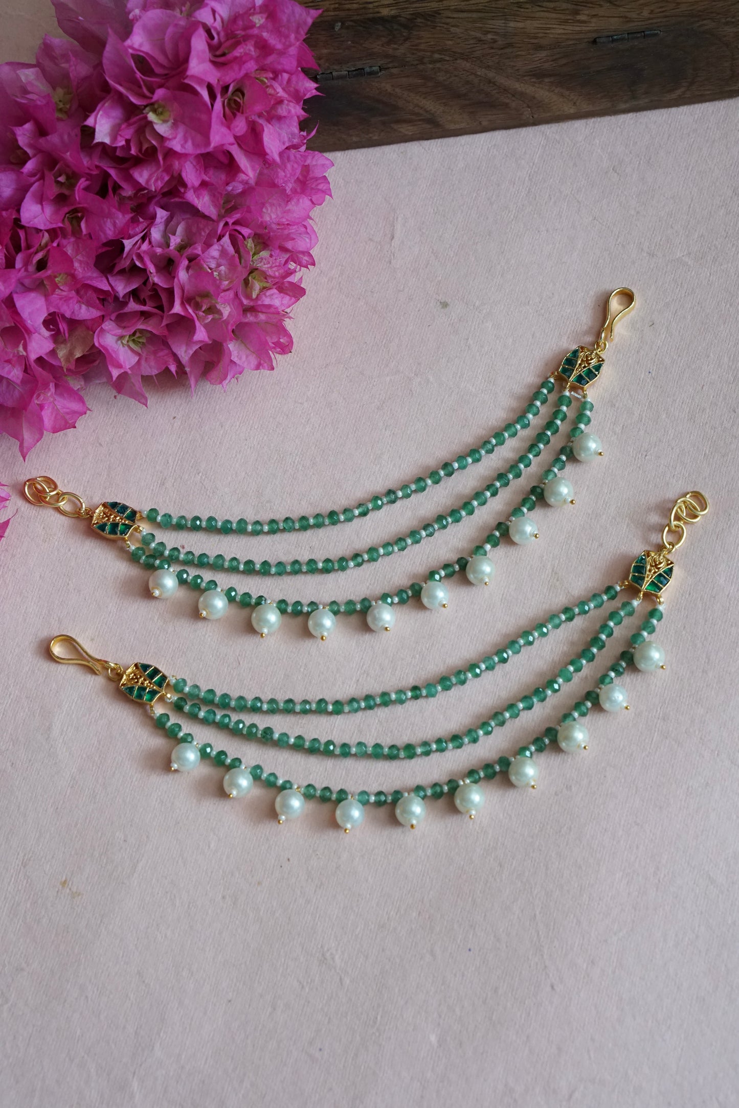 Green beads 3line earchain H1-144