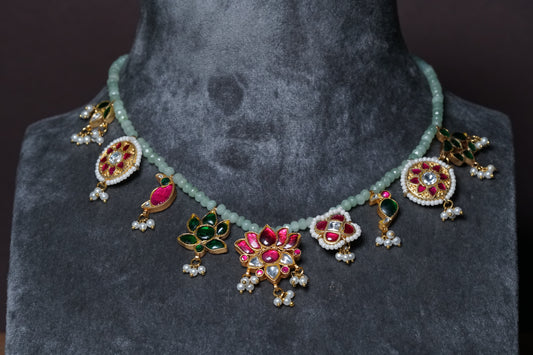 NECKLACE  (4-)8051(R)